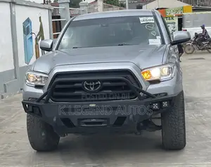 Toyota Tacoma 2022 Silver