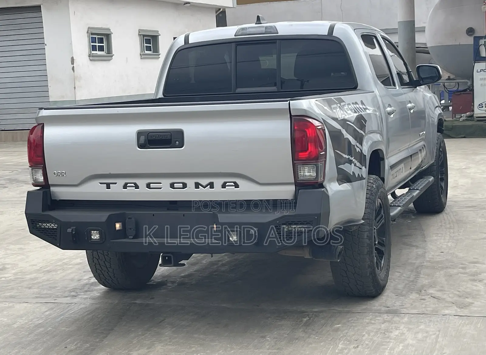 Toyota Tacoma 2022 Silver