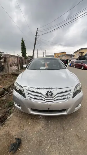 Toyota Camry XLE V6 4dr Sedan (3.5L 6cyl 6AM) 2007 Silver