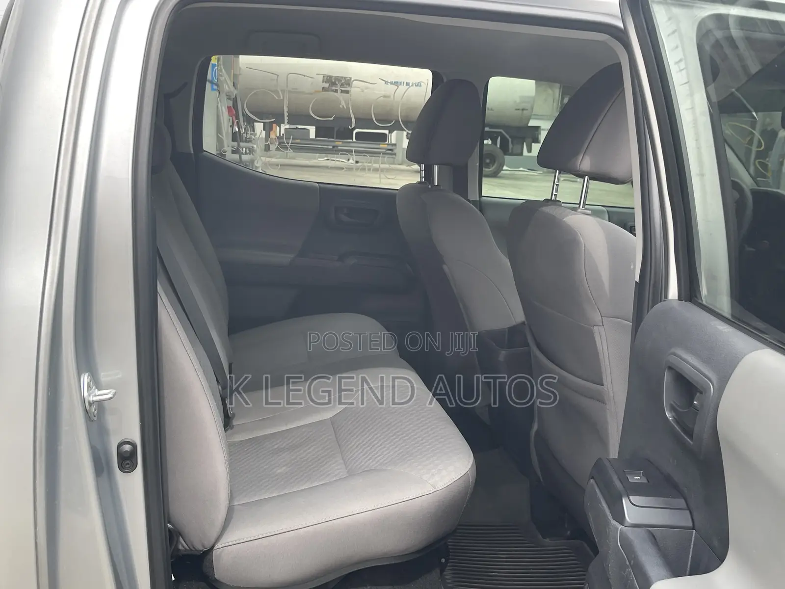 Toyota Tacoma 2022 Silver