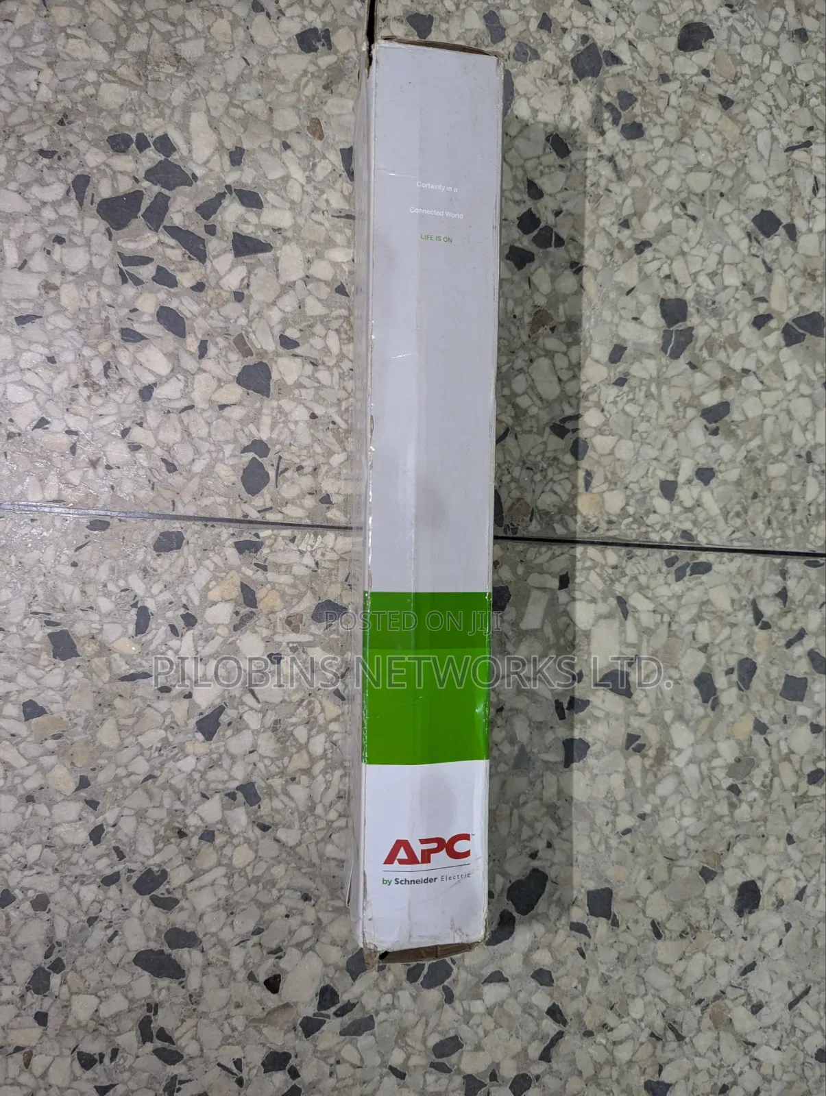 APC -Schneider 5 Way Surge Arrestor