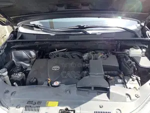 Toyota Highlander XLE 4x4 V6 (3.5L 6cyl 8A) 2017 Gray