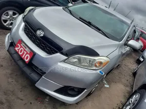 Toyota Matrix 2010 Silver