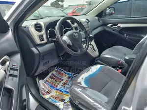 Toyota Matrix 2010 Silver