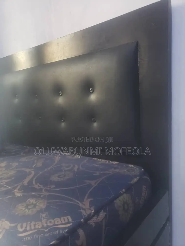 Bed Frame / Vita Foam