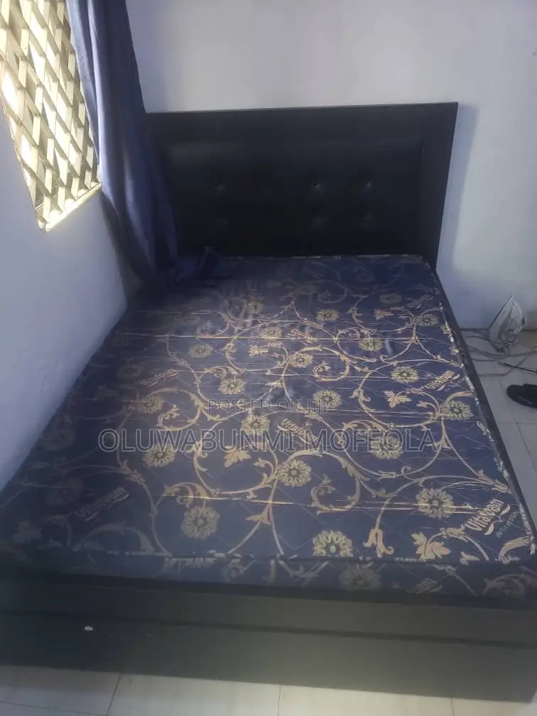 Bed Frame / Vita Foam