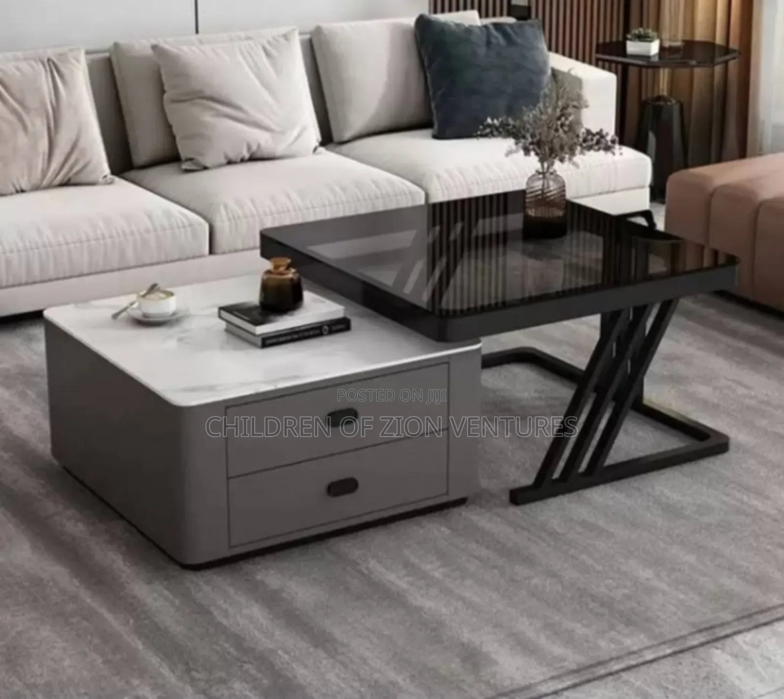 Stylish Mabel Table