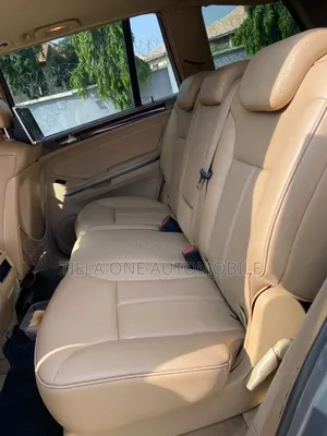 Mercedes-Benz GL-Class 2010 Gray
