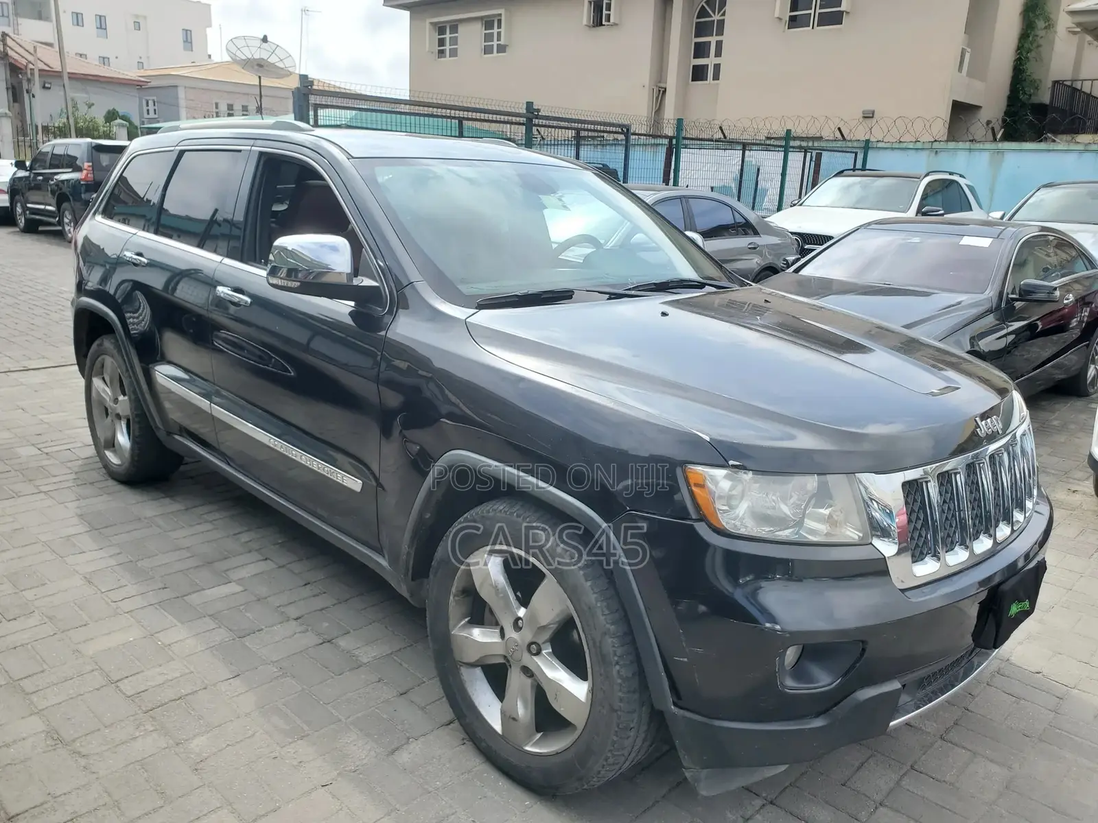 Jeep Cherokee 2012 Black