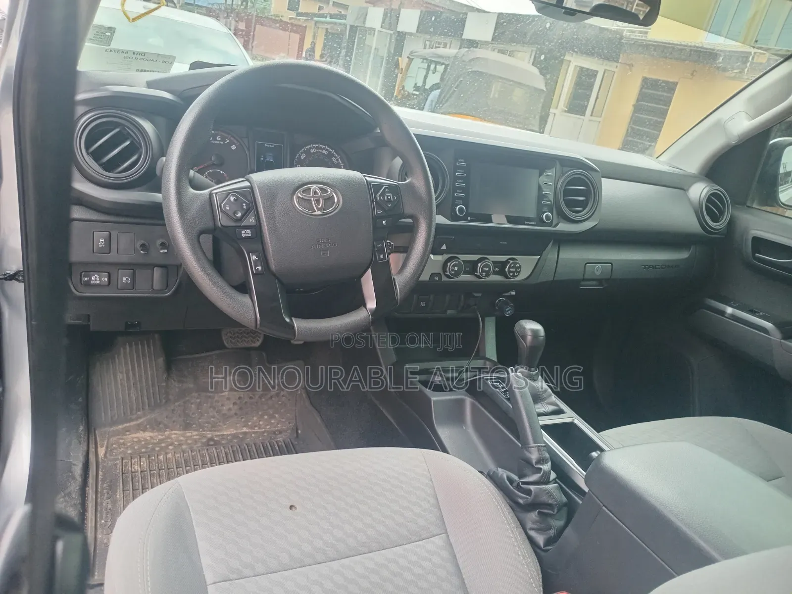 Toyota Tacoma 2022 Silver