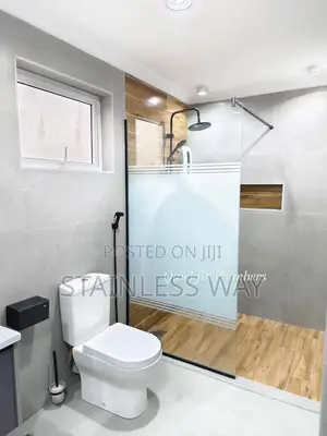 Pivot Door Shower Cubicle