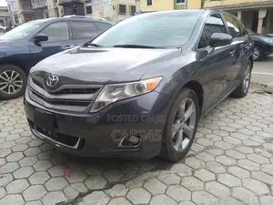 Toyota Venza AWD 2012 Gray
