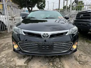 Toyota Avalon XLE 4dr Sedan (3.5L 6cyl 6A) 2015 Black