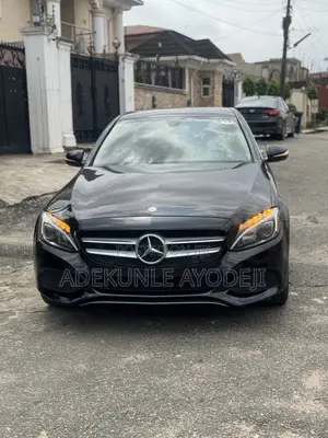 Mercedes-Benz C300 2015 Black