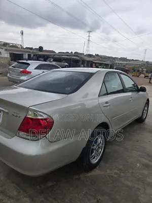 Toyota Camry 2006 Silver