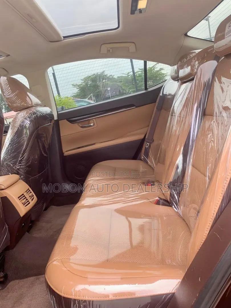 Lexus ES 2016 Brown