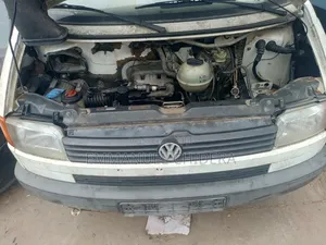 Volkswagen Transporter 2004 White