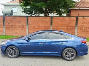 Hyundai Sonata Limited 2018 Blue