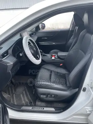 Toyota Harrier 2022 White