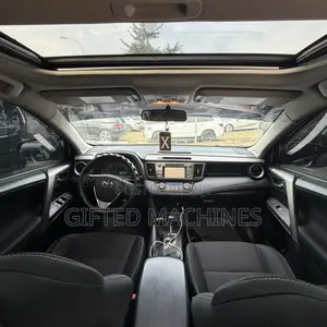 Toyota RAV4 XLE 4dr SUV AWD (2.5L 4cyl 6A) 2015 Black