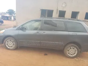 Toyota Sienna 2008 Gray