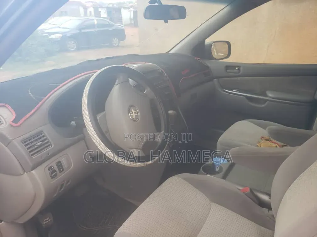 Toyota Sienna 2008 Gray