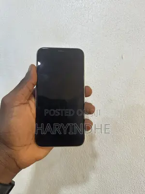 Apple iPhone XR 64 GB White