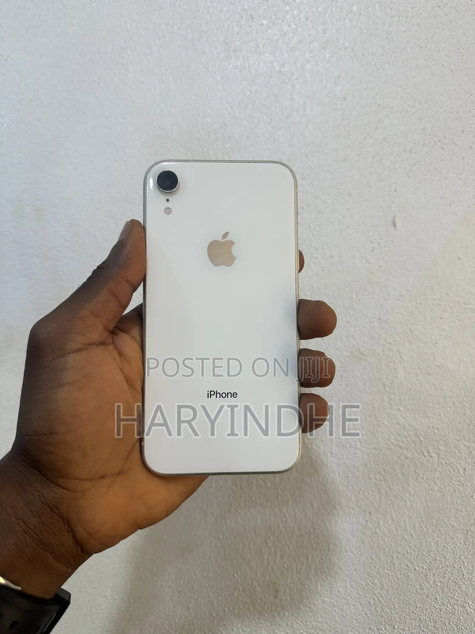 Apple iPhone XR 64 GB White
