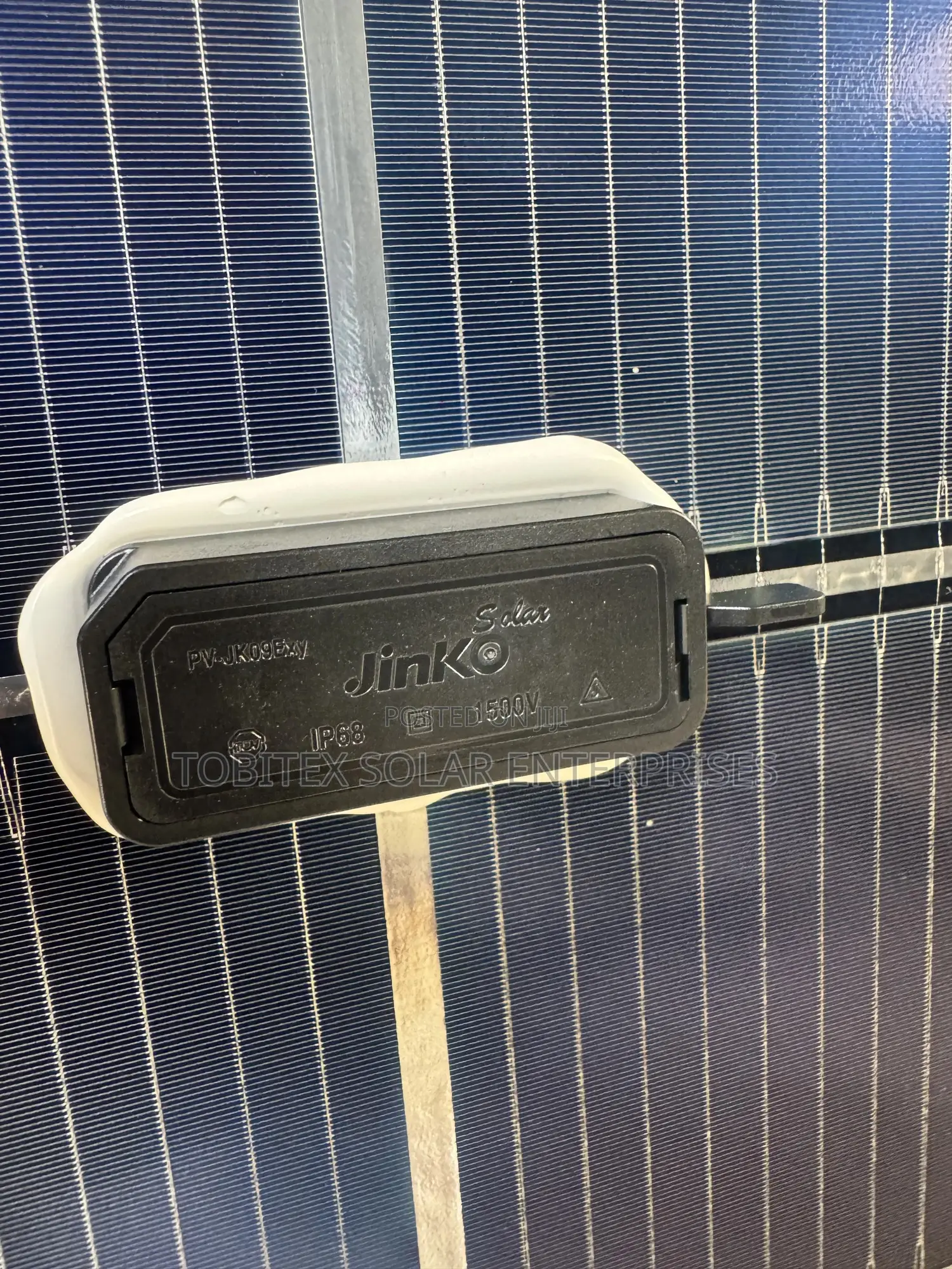 650watts Jinko Solar Panel 132cells