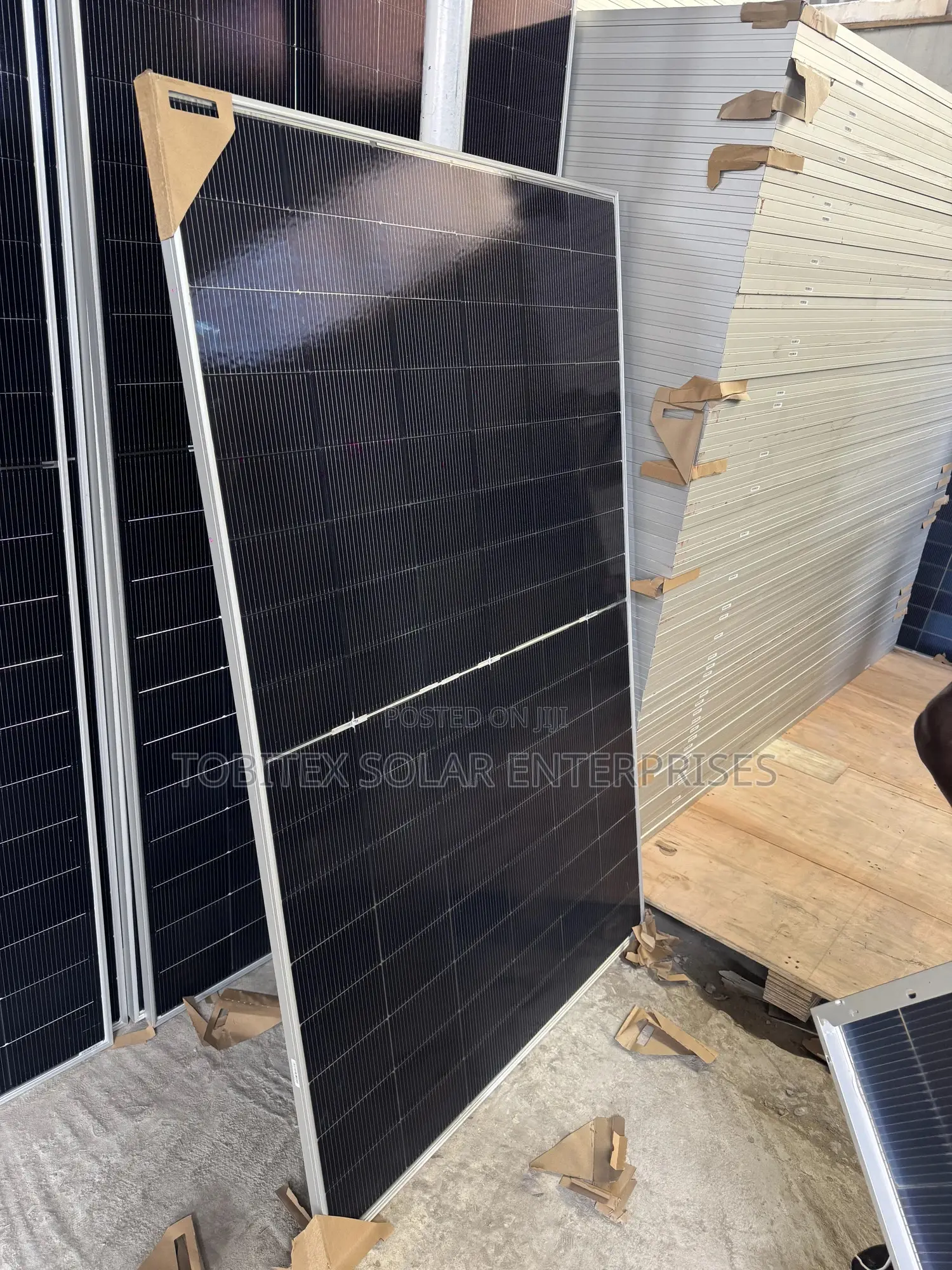 550watts Jinko Panels 96cells