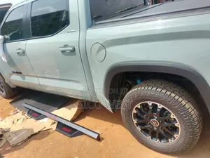 4x4 Rugged Side Step for Toyota Tundra