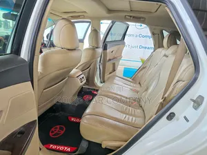 Toyota Venza 2009 White