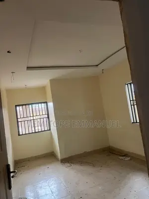 Furnished 3bdrm Apartment in GRA Phase 2 Shangisha for rent