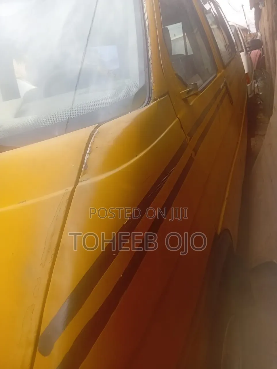 Volkswagen Transporter 1999 Yellow