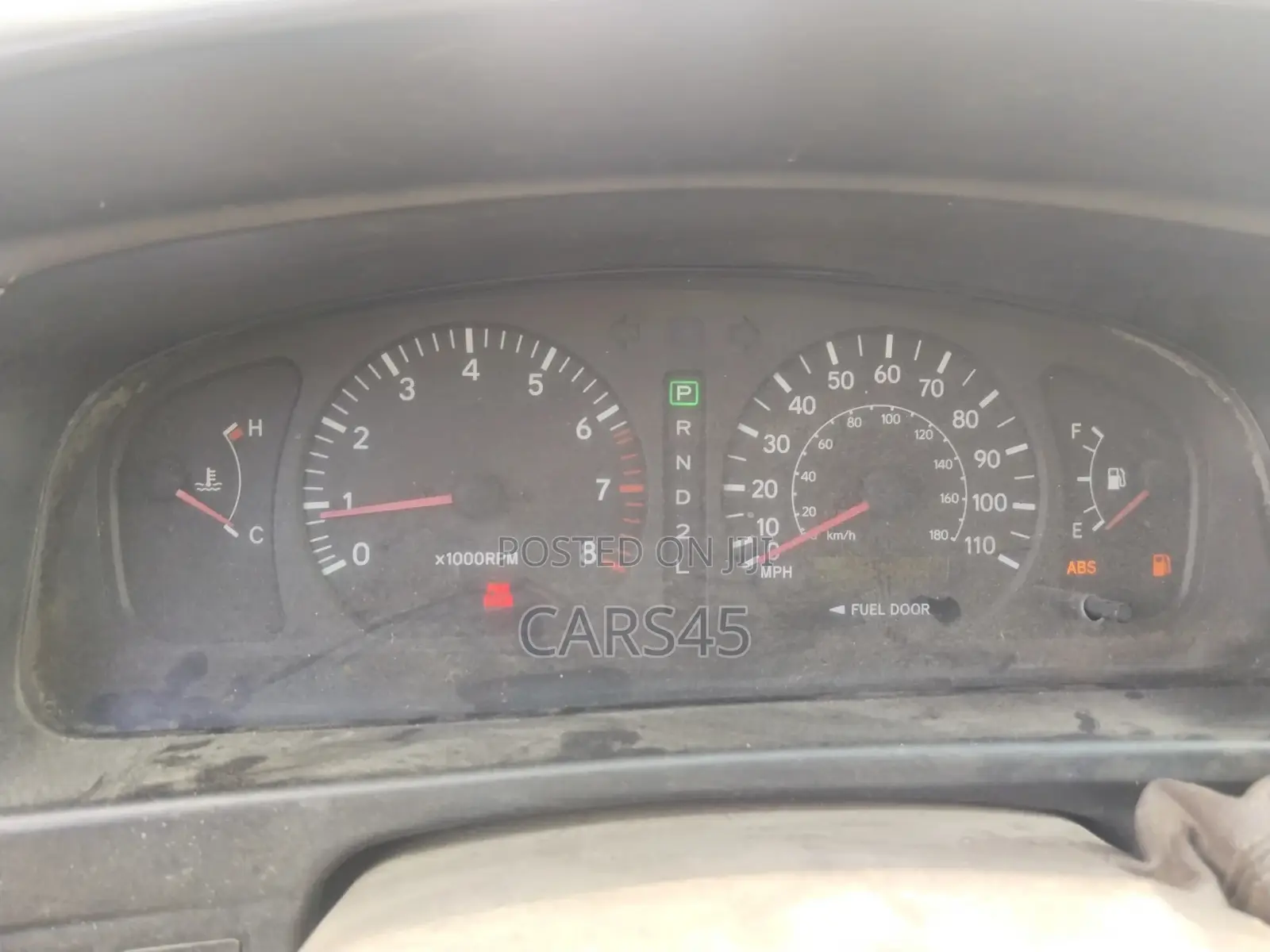 Toyota Sienna 1999 Silver