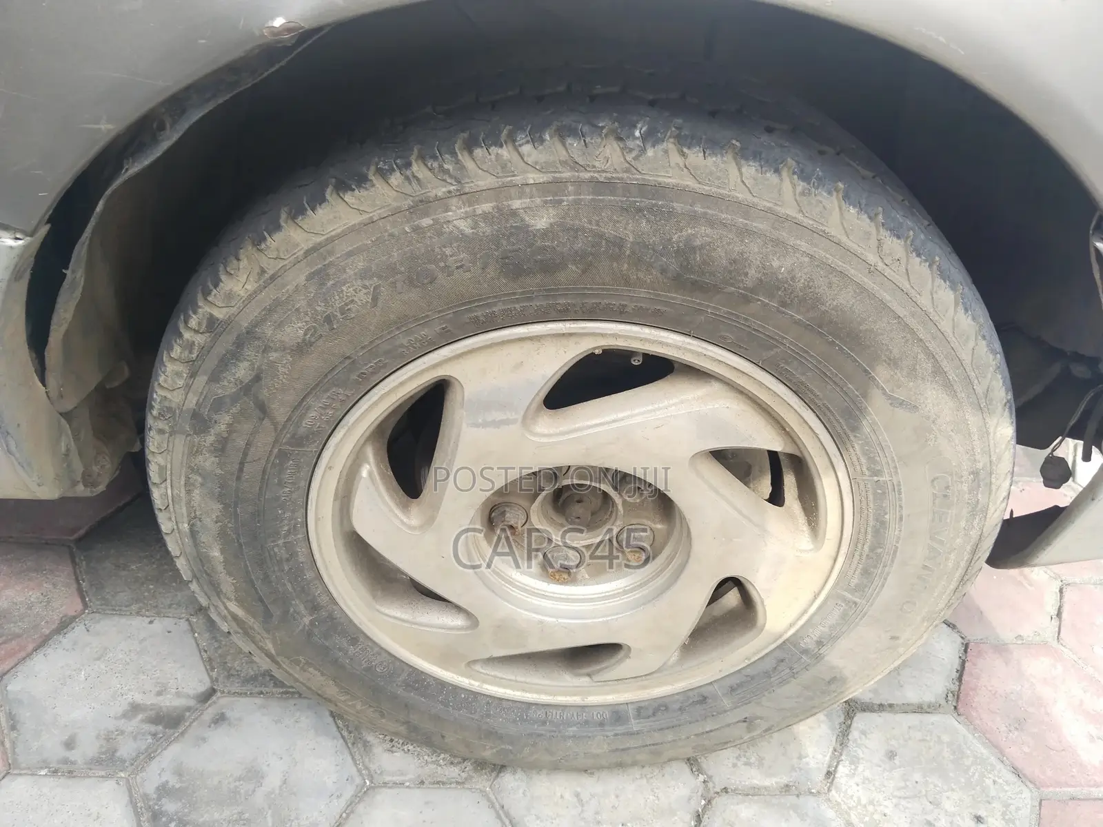 Toyota Sienna 1999 Silver