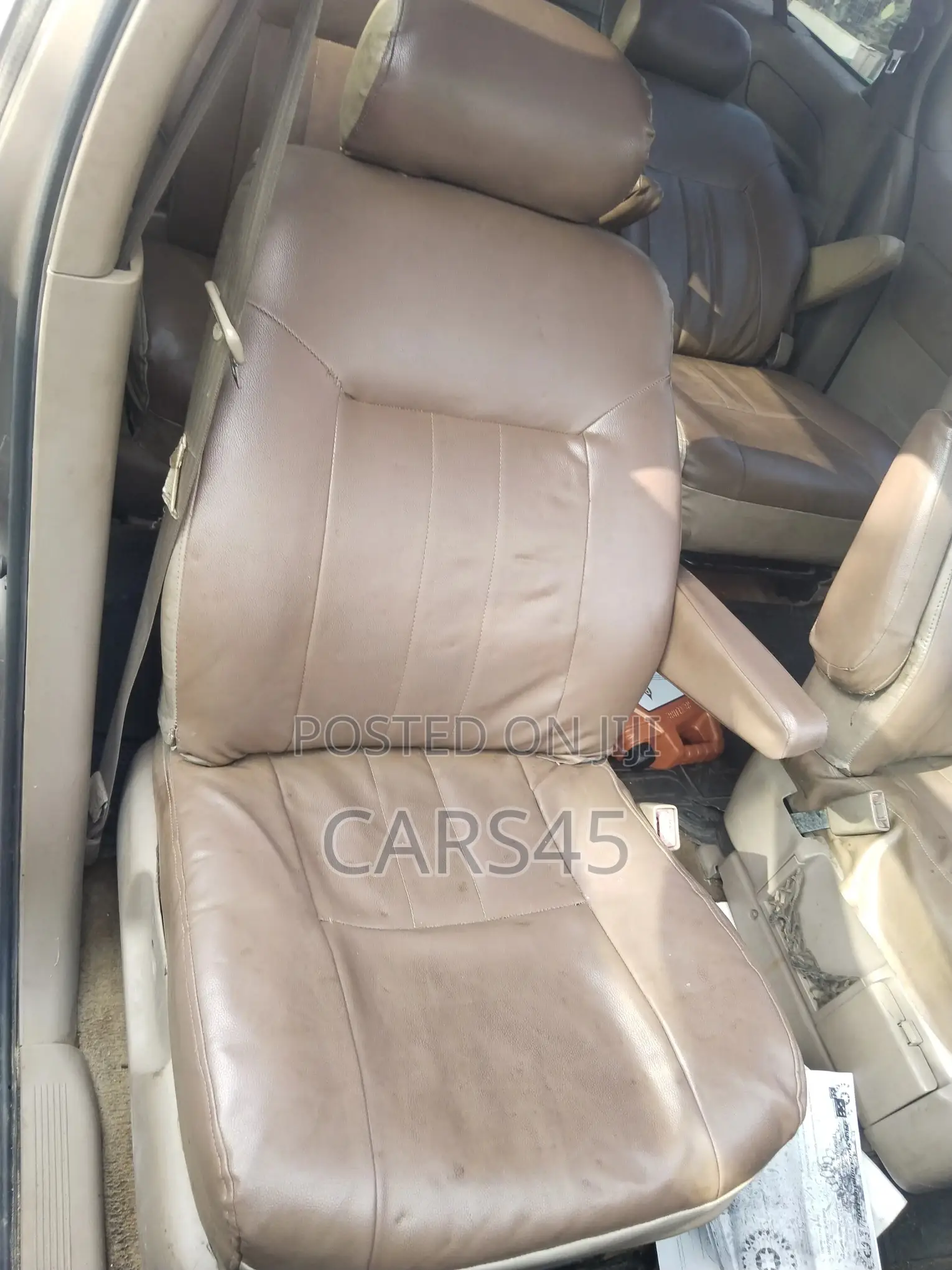 Toyota Sienna 1999 Silver