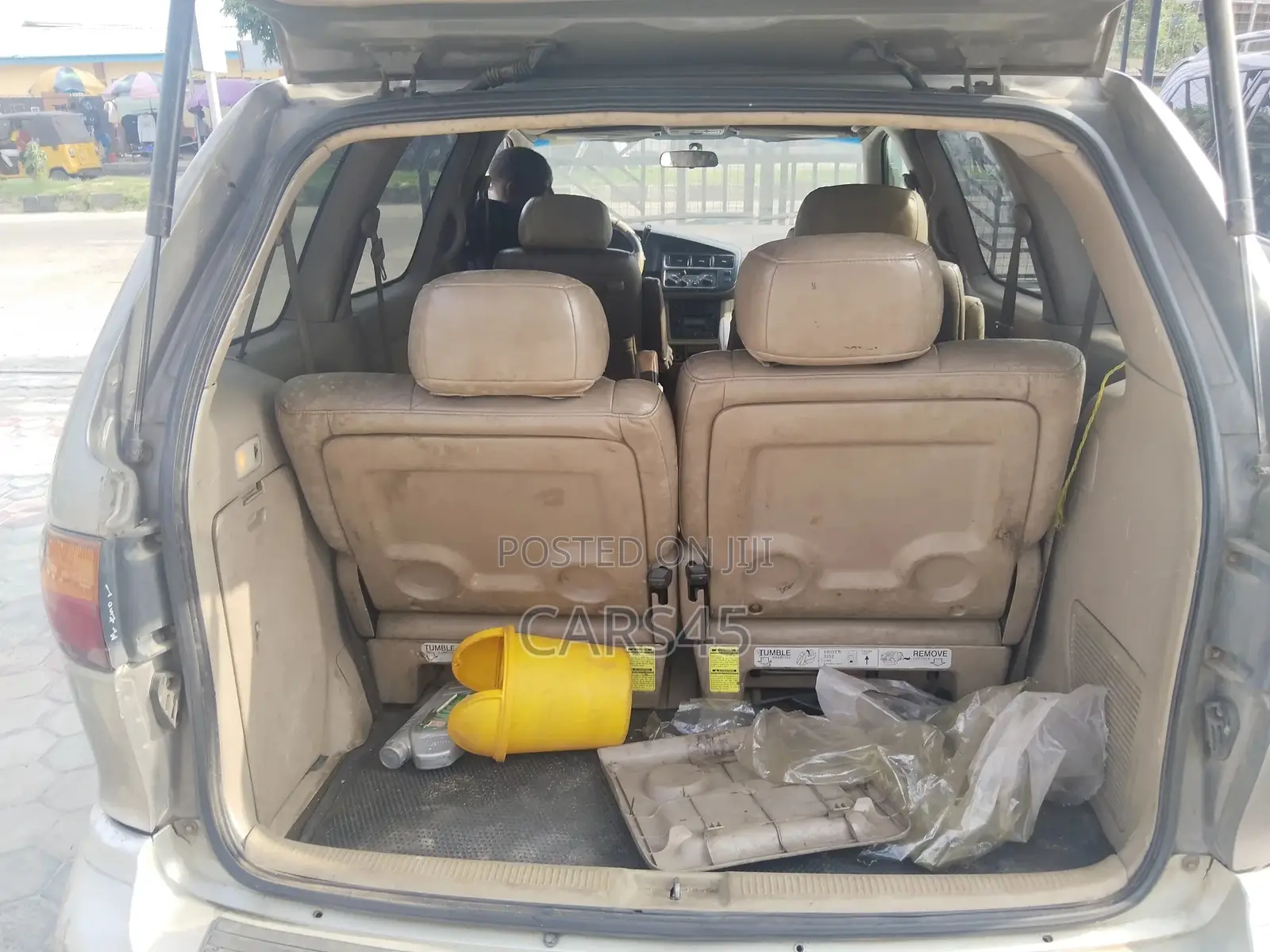 Toyota Sienna 1999 Silver