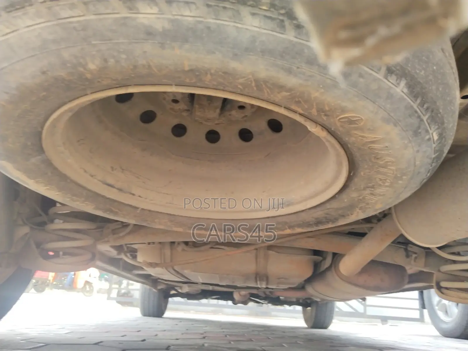 Toyota Sienna 1999 Silver