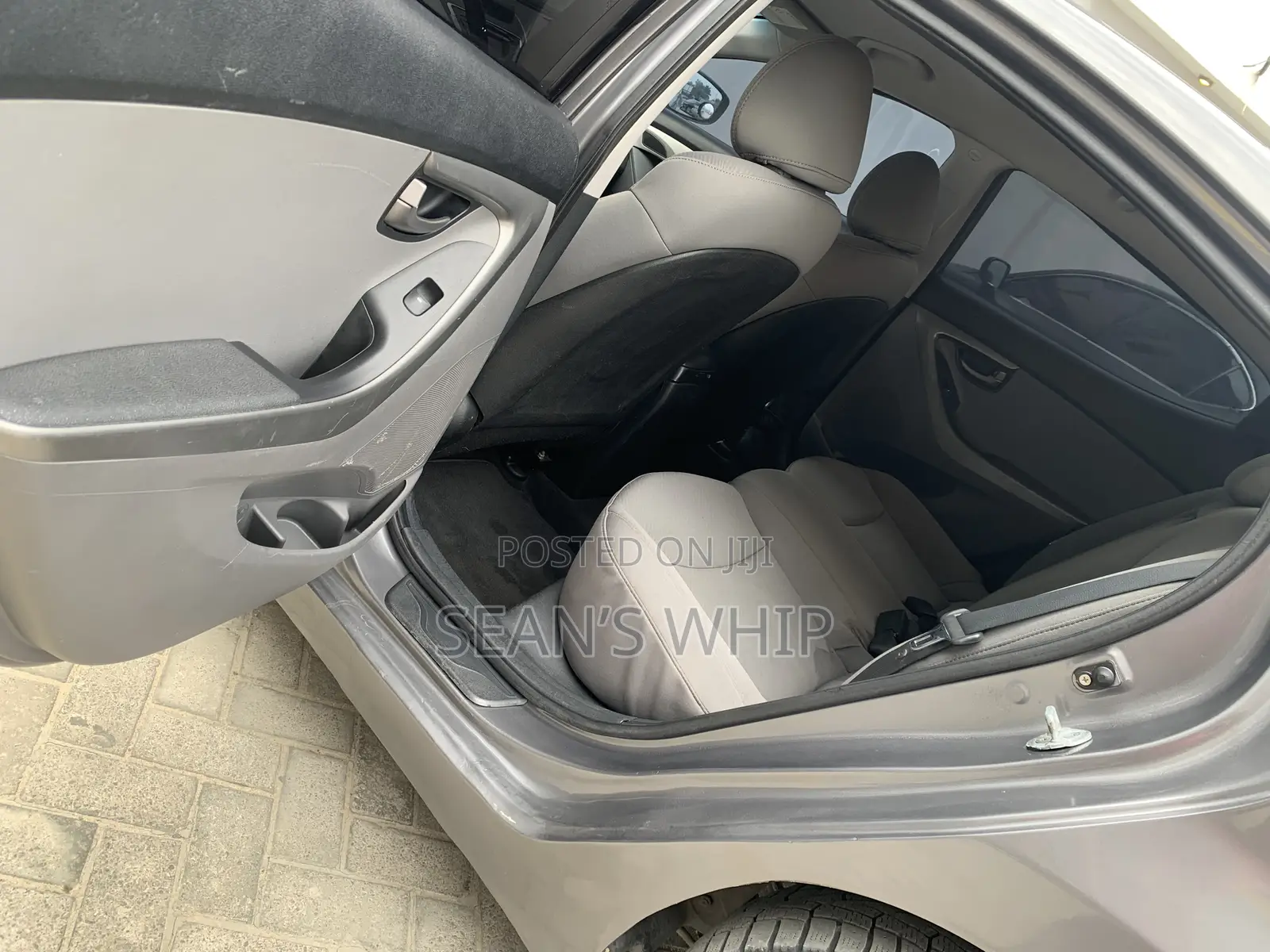 Hyundai Elantra GLS Automatic 2011 Gray