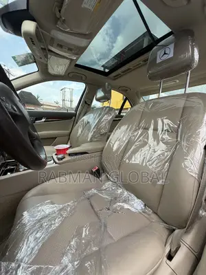 Mercedes-Benz C300 Sport Sedan AWD (3.0L 6cyl 7A) 2009 Gray
