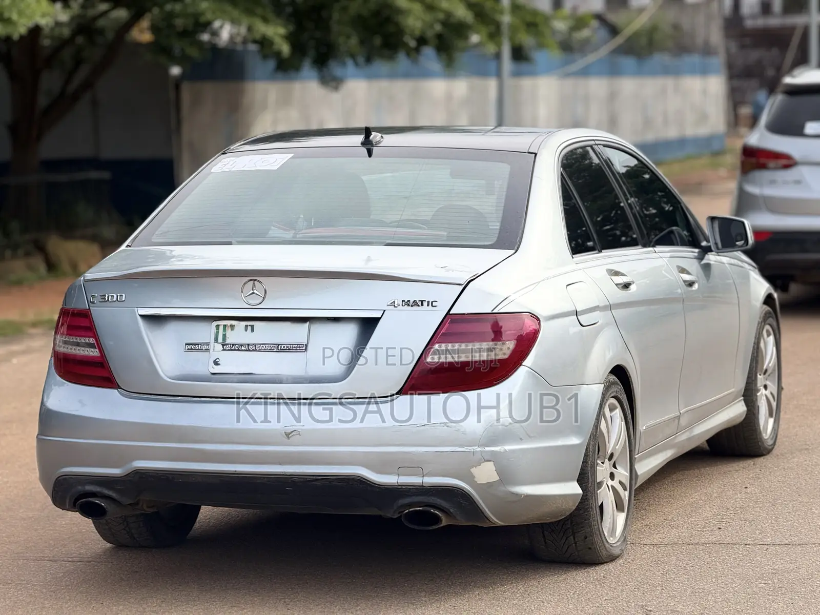 Mercedes-Benz C300 2013 Blue
