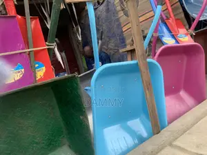 Durable Heavy-Duty Wheelbarrow