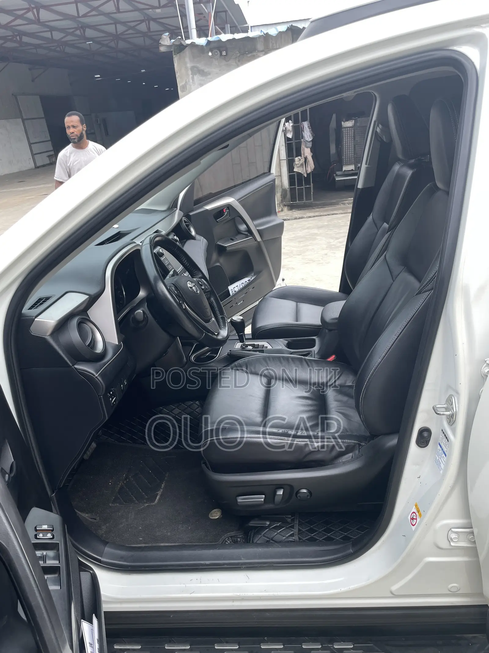 Toyota RAV4 2018 White