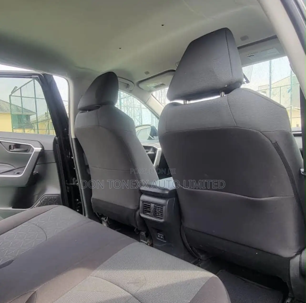 Toyota RAV4 LE AWD 2024 Black