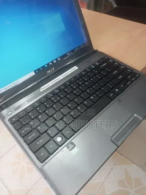 Laptop Acer AcerNote 8GB Intel HDD 320GB