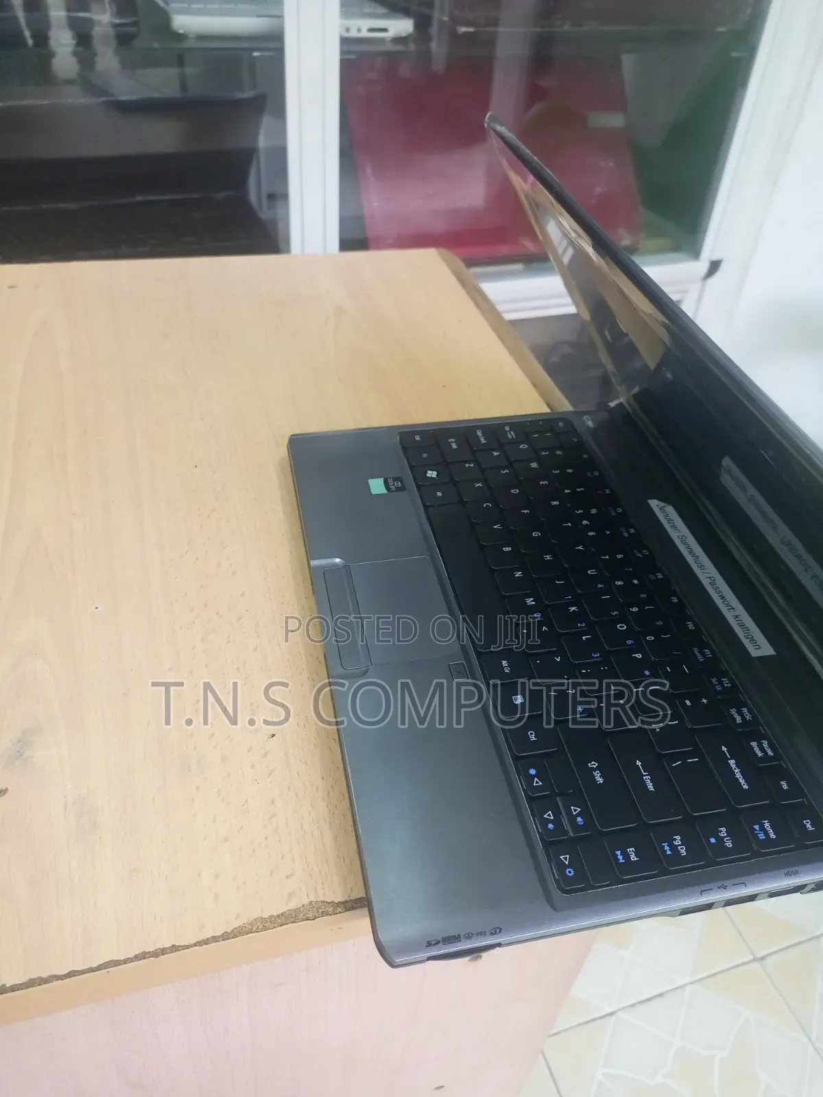 Laptop Acer AcerNote 8GB Intel HDD 320GB