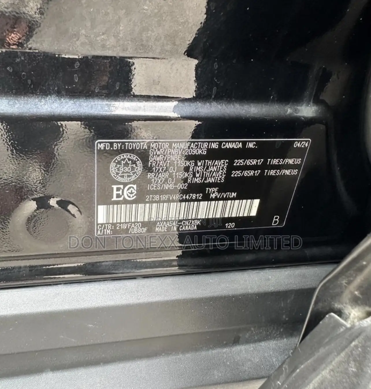 Toyota RAV4 LE AWD 2024 Black