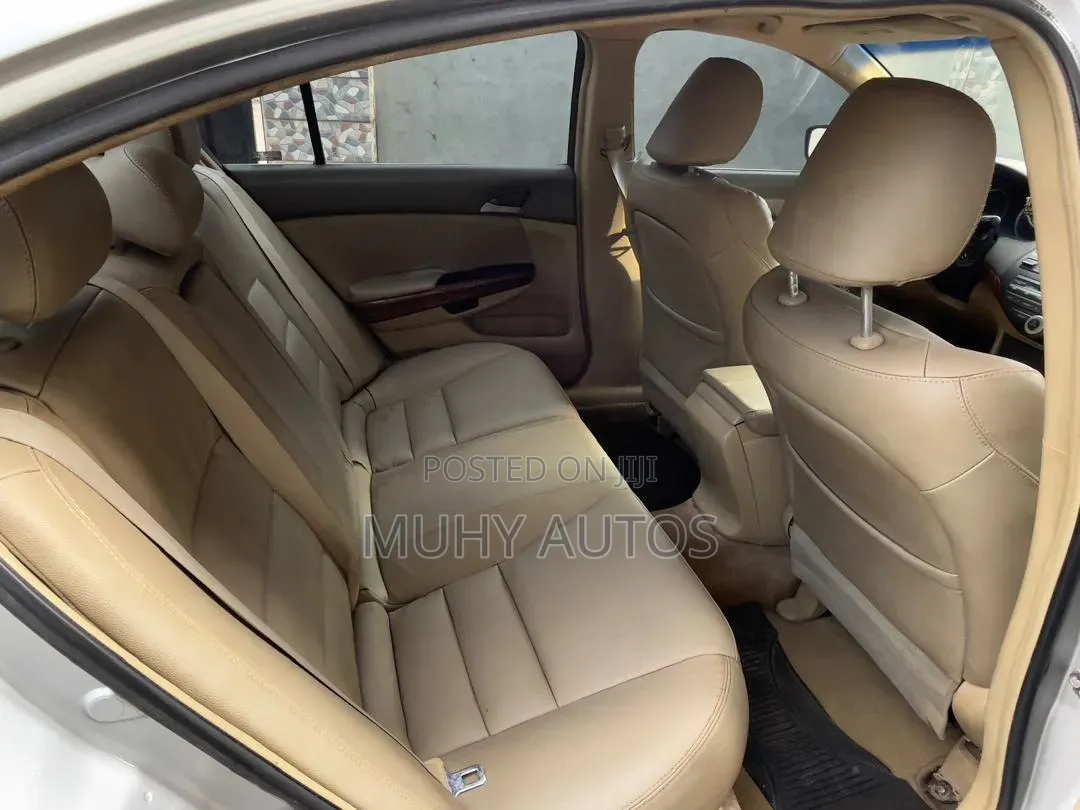 Honda Accord 2008 Silver