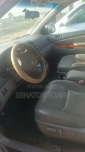 Toyota Sienna 2008 Gray